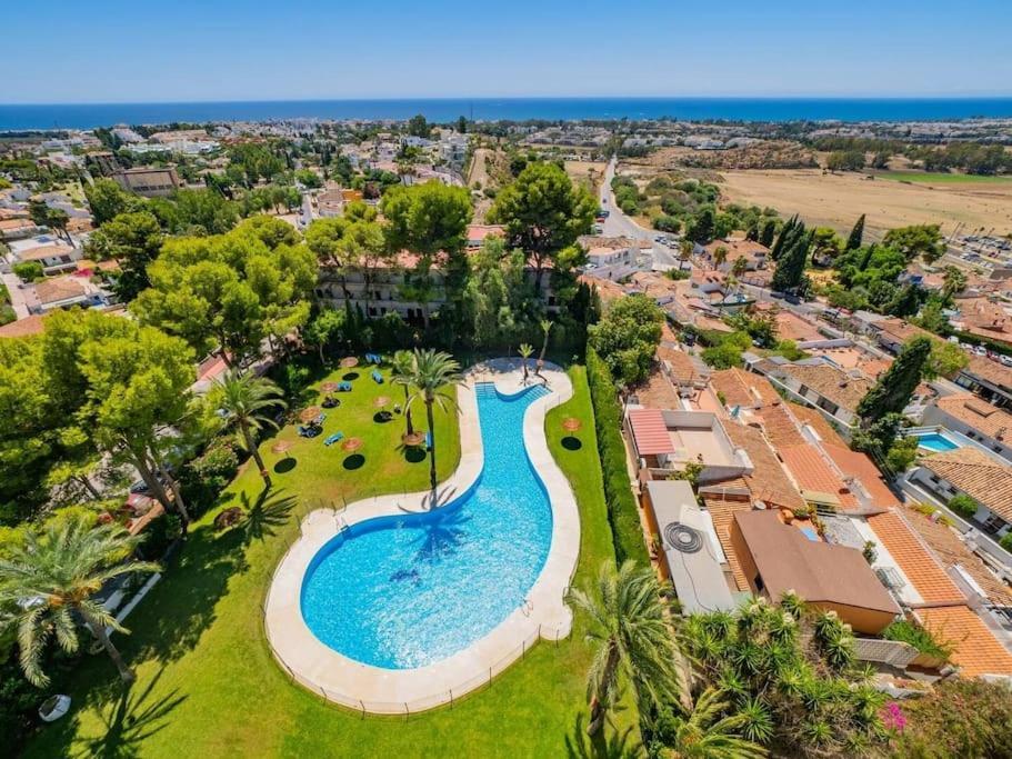 Estudio Torre De Andalucia Marbella Luaran gambar