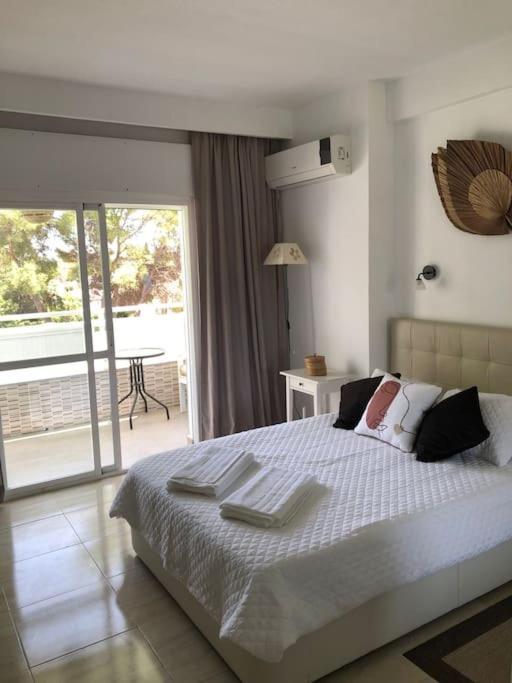 Estudio Torre De Andalucia Marbella Luaran gambar