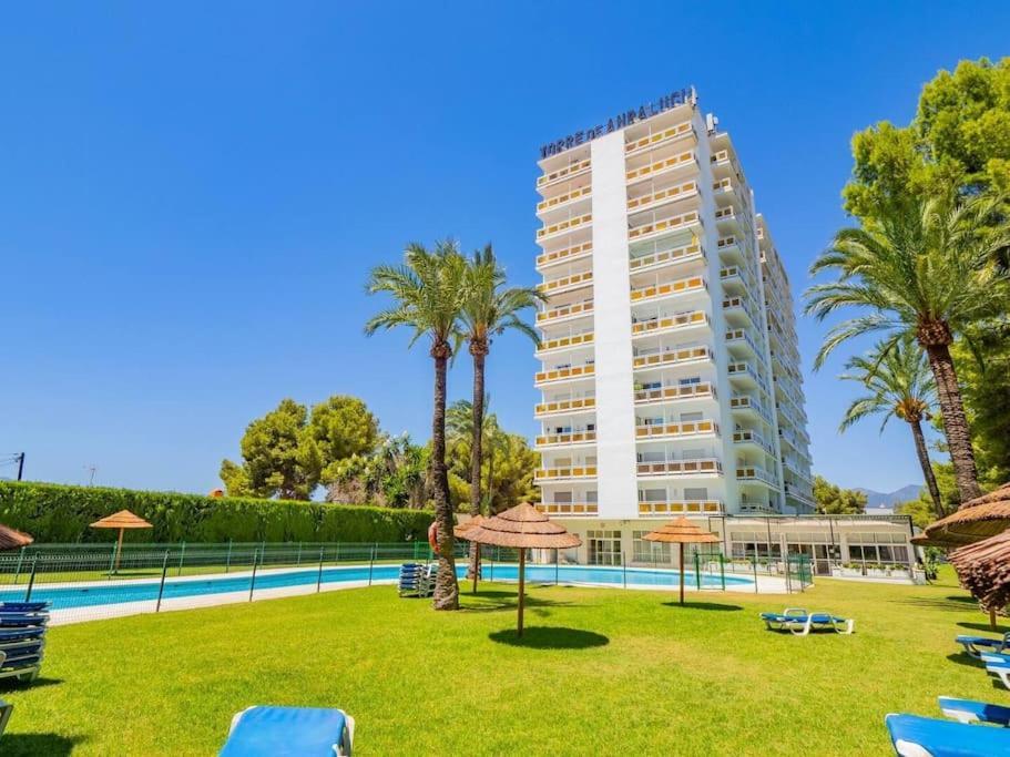 Estudio Torre De Andalucia Marbella Luaran gambar