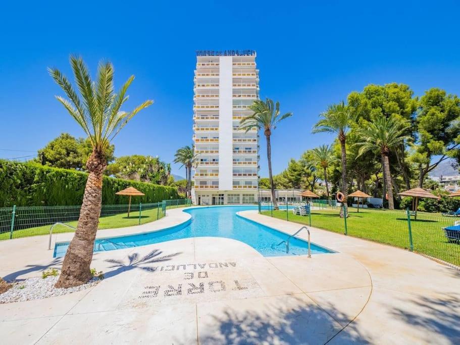 Estudio Torre De Andalucia Marbella Luaran gambar